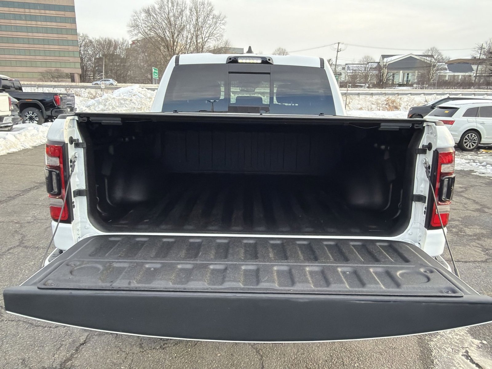 Used 2024 RAM 1500 Limited image 27
