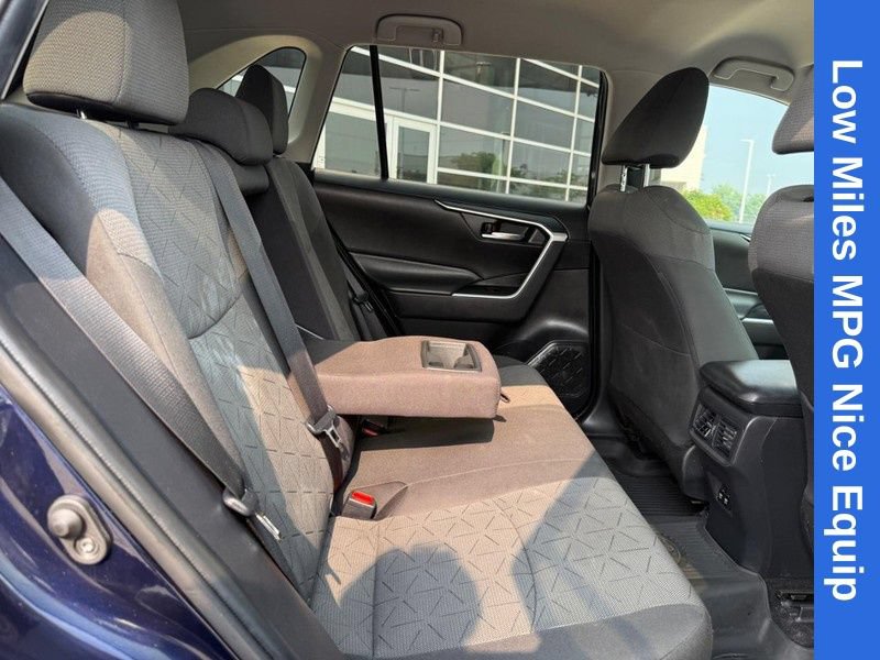 Used 2020 Toyota RAV4 XLE w/ All Weather Liner Package AWD/4WD image 12