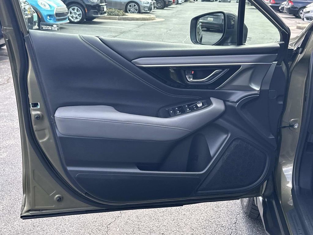 Used 2020 Subaru Outback Onyx Edition XT w/ Popular Package #2 image 21