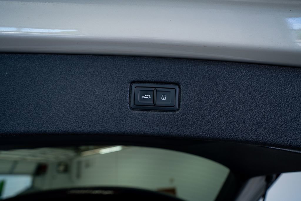 Used 2023 Audi Q7 2.0T Premium AWD/4WD image 52