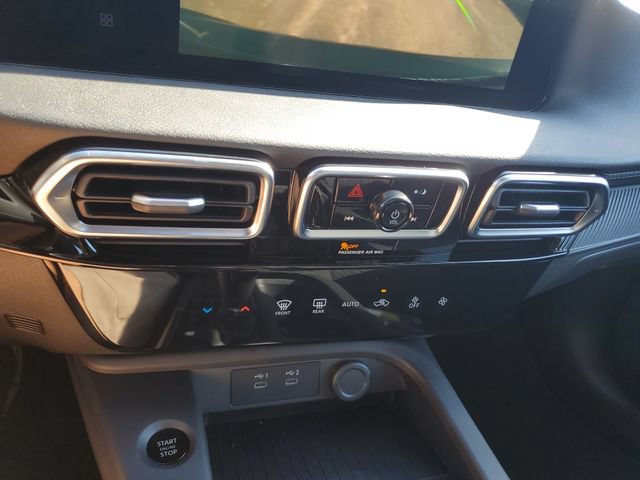 New 2027 Nissan Sentra SV w/ Floor Mat Package FWD image 28
