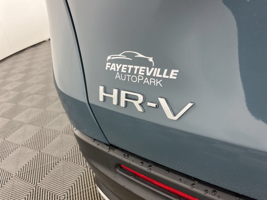 Certified 2024 Honda HR-V Sport image 3