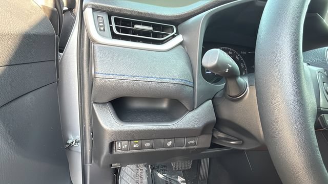 Used 2025 Toyota RAV4 SE w/ Convenience Package AWD/4WD image 22