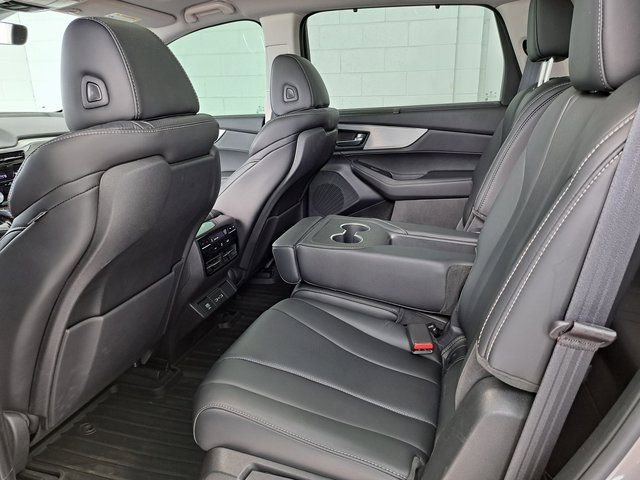 Used 2024 Acura MDX SH-AWD w/ Technology Package image 26