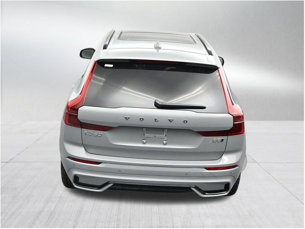 New 2026 Volvo XC60 B5 Core AWD/4WD image 16