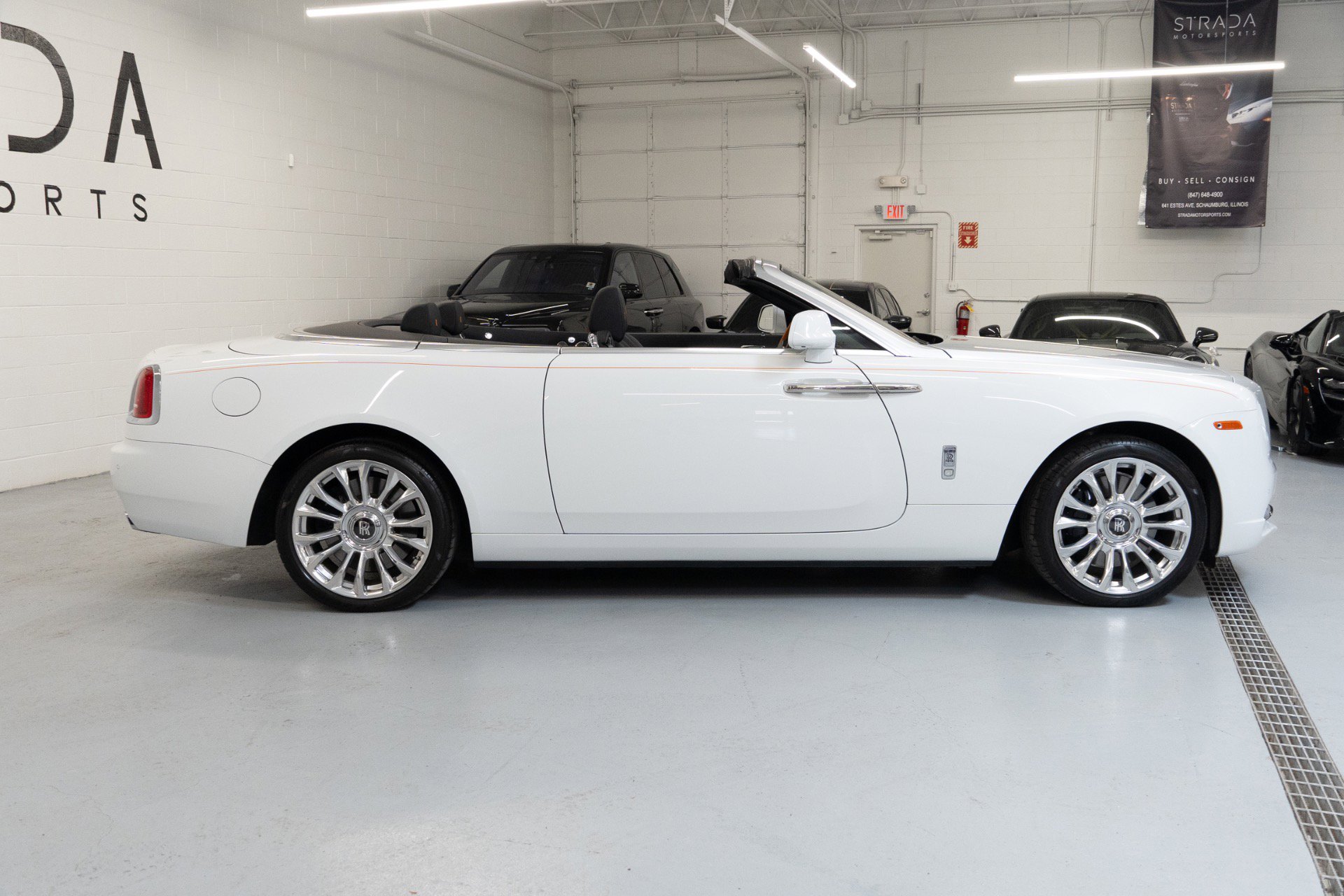 Used 2020 Rolls-Royce Dawn image 11