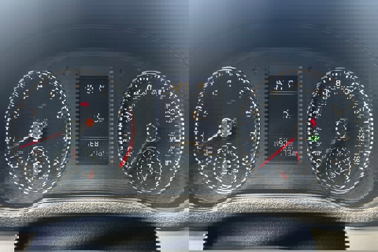 Used 2015 Volkswagen Passat 1.8T Limited Edition FWD image 11