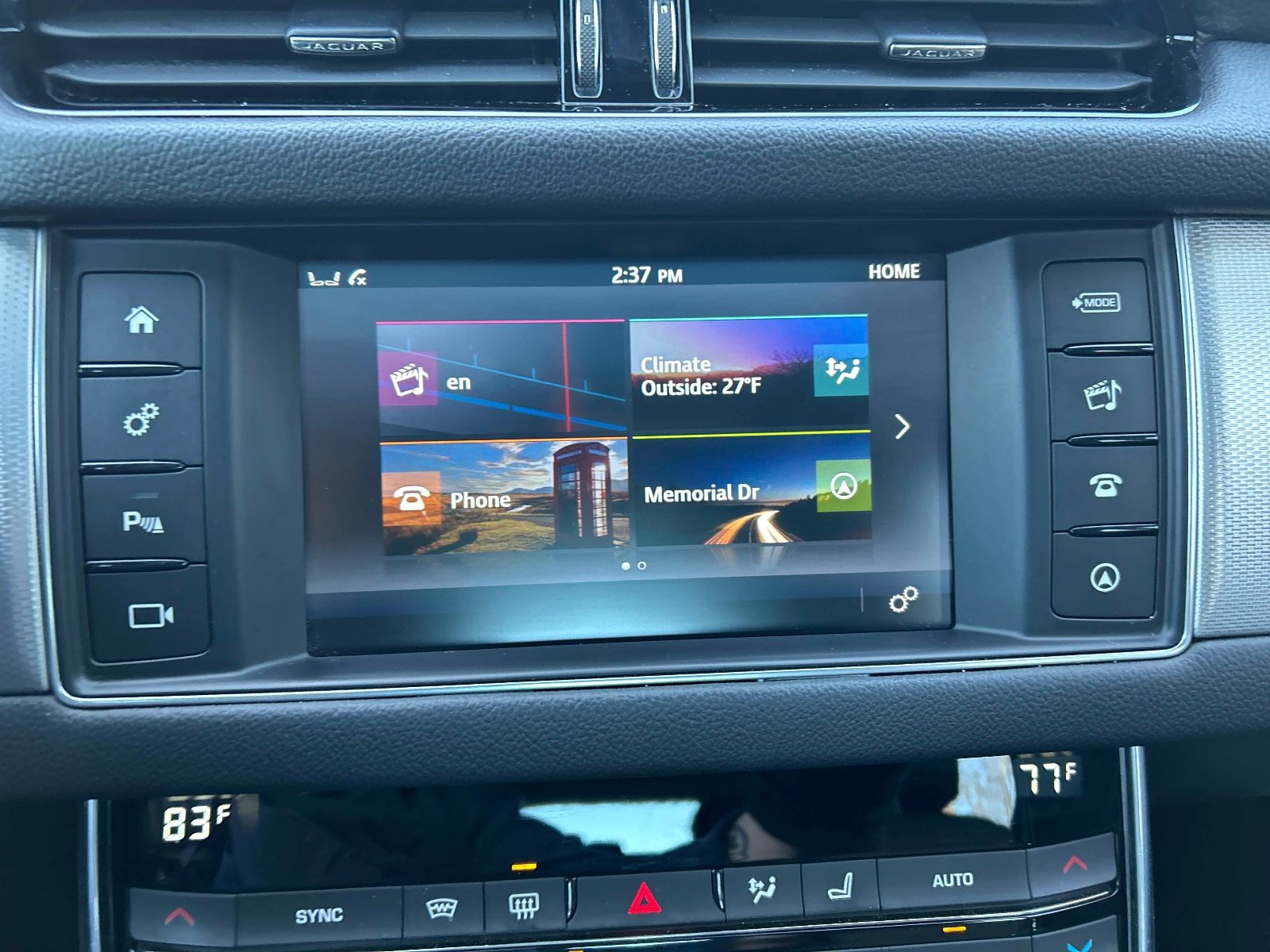 Used 2017 Jaguar XF Premium image 30