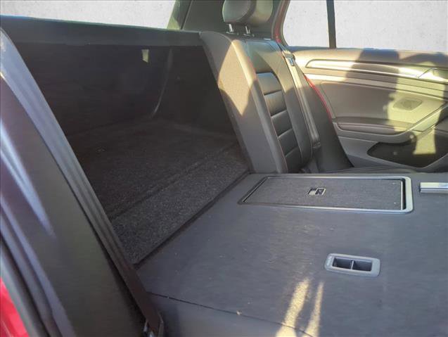 Used 2015 Volkswagen GTI SE image 21