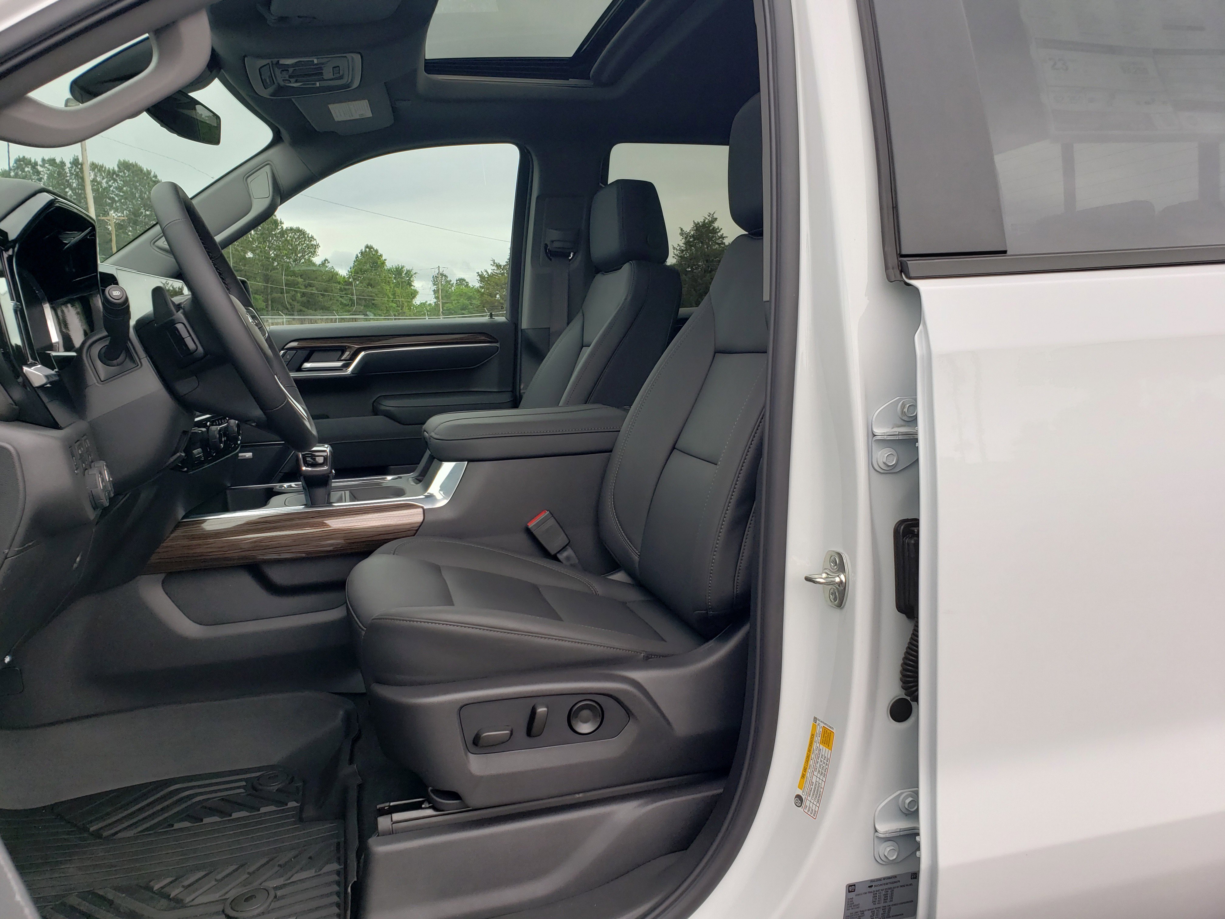 New 2026 Chevrolet Silverado 1500 LT Trail Boss w/ LT Trail Boss Premium Package AWD/4WD image 29