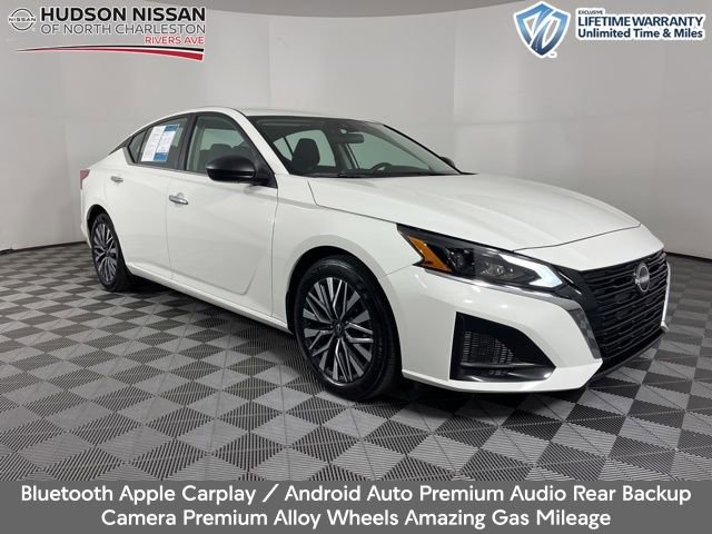 Used 2025 Nissan Altima 2.5 SV video 1