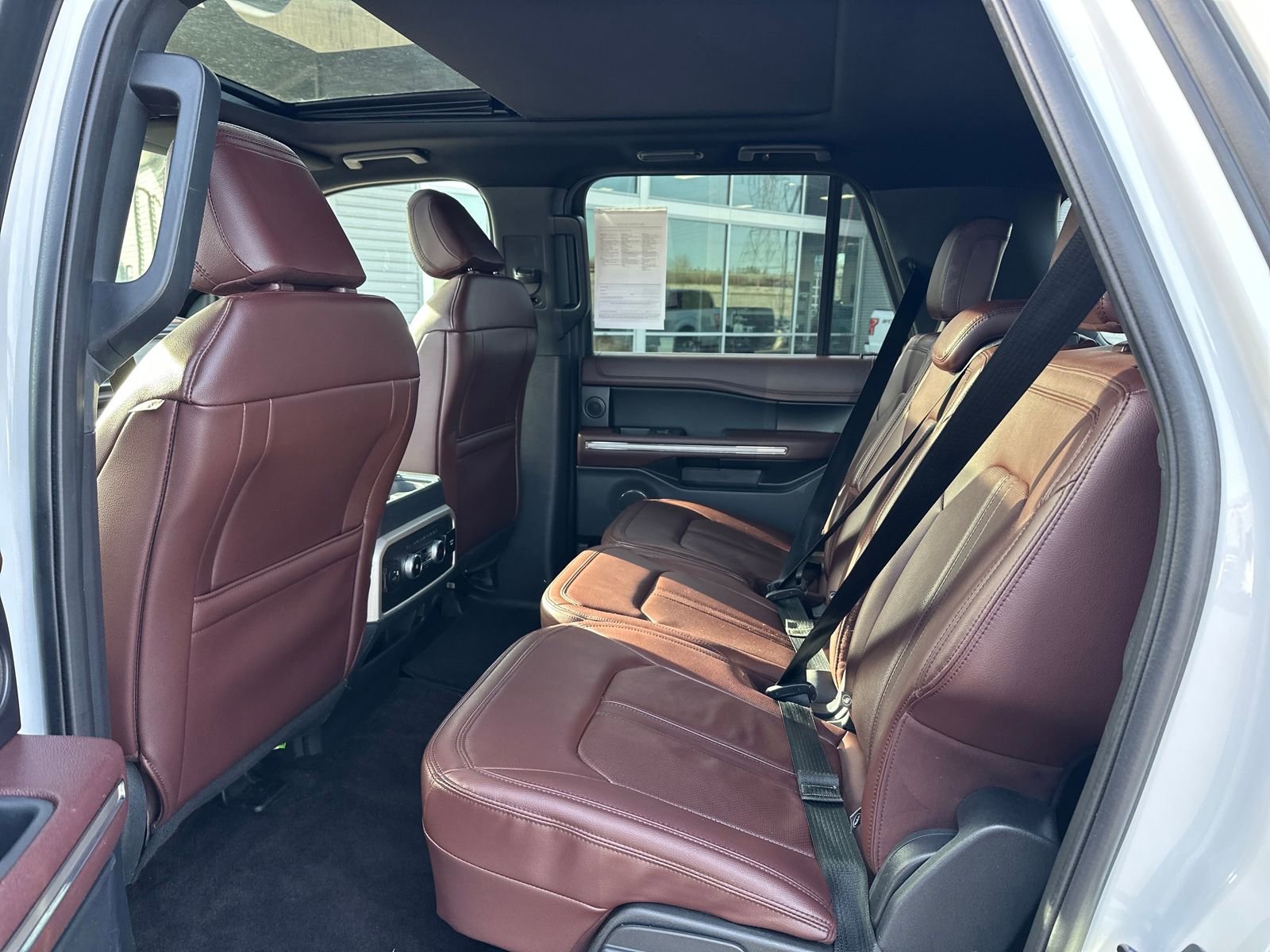 Used 2022 Ford Expedition Max Limited image 12