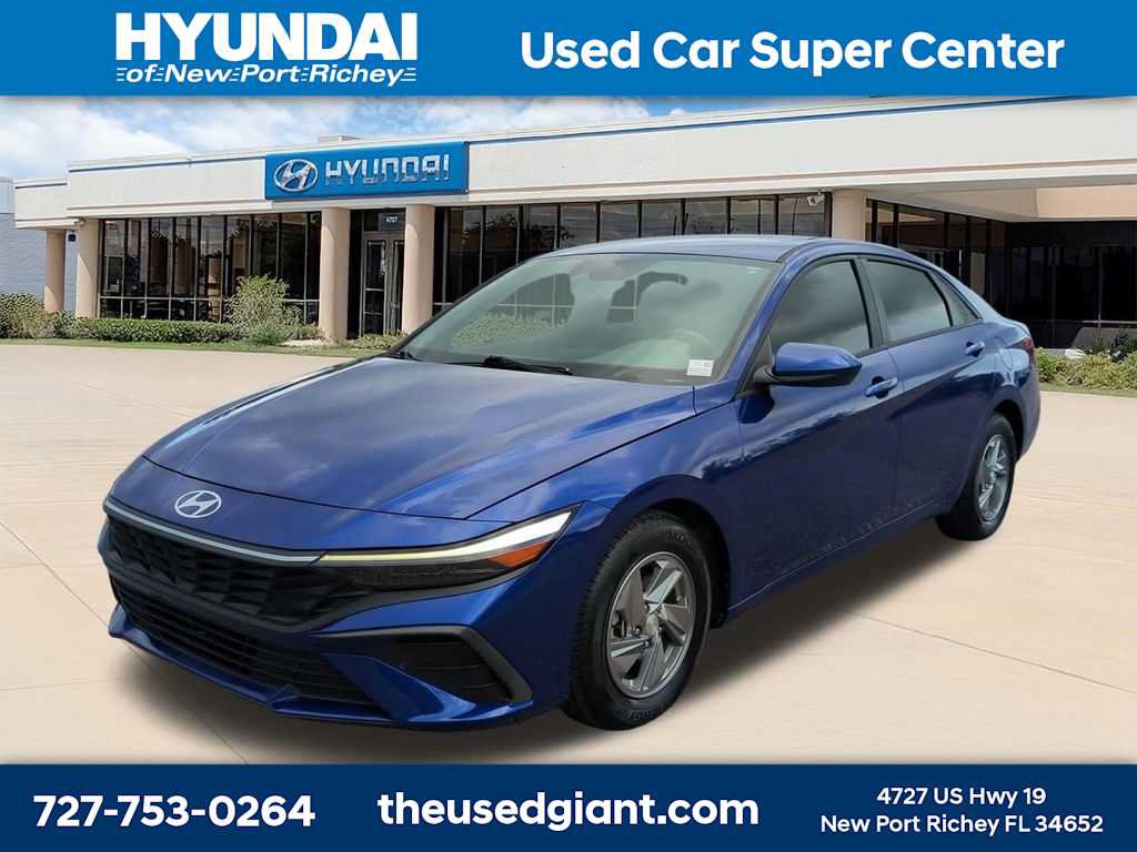 Certified 2024 Hyundai Elantra SE