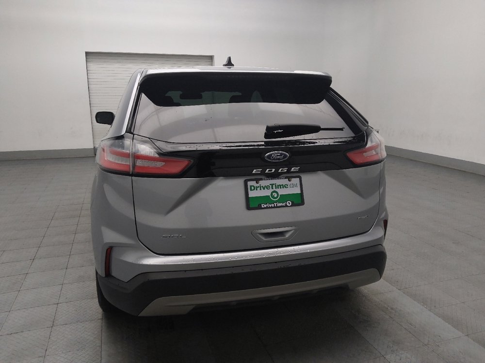 Used 2023 Ford Edge SEL image 6