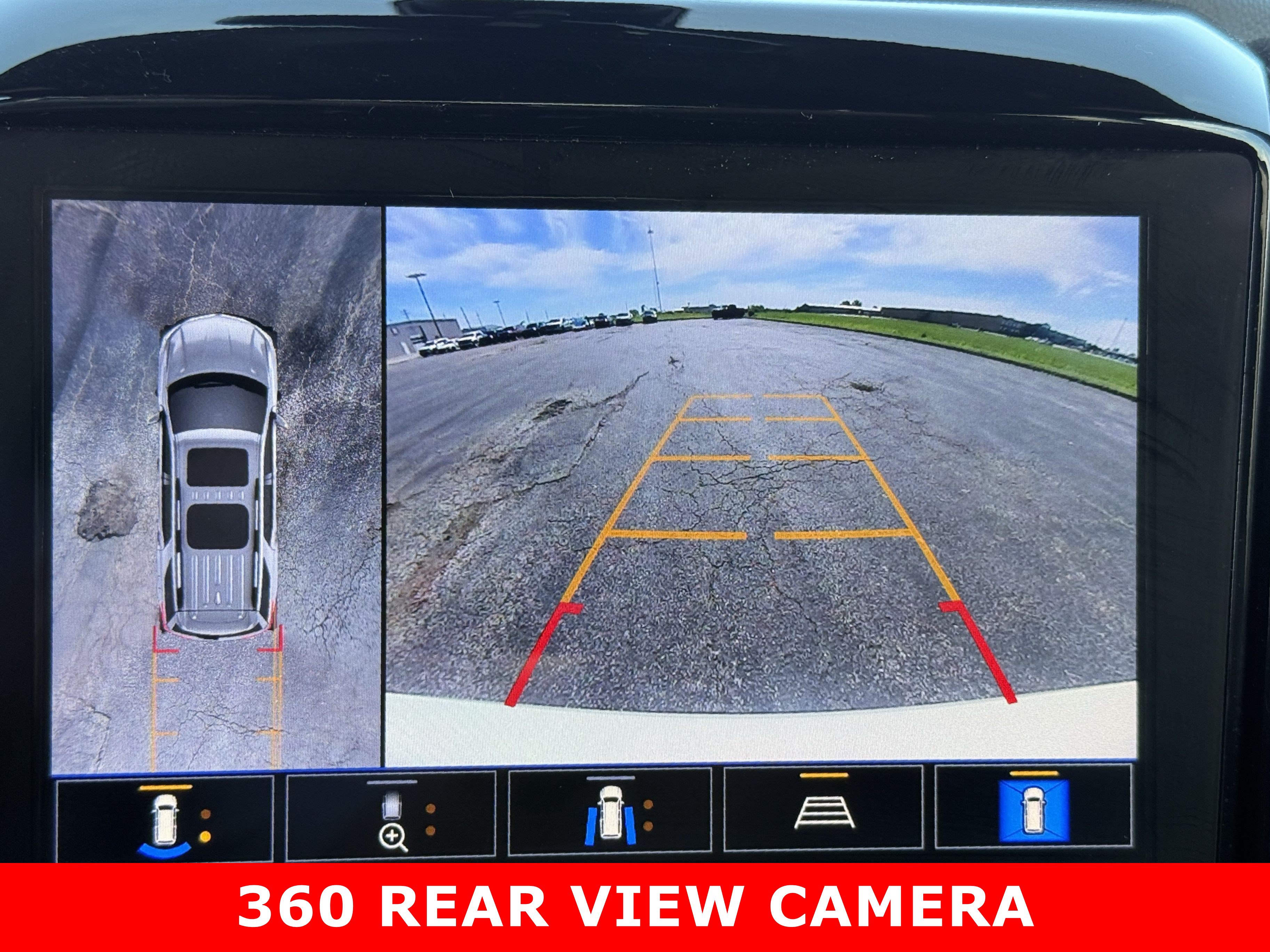 Certified 2023 Chevrolet Traverse LT w/ Rear Camera Mirror Package AWD/4WD image 22