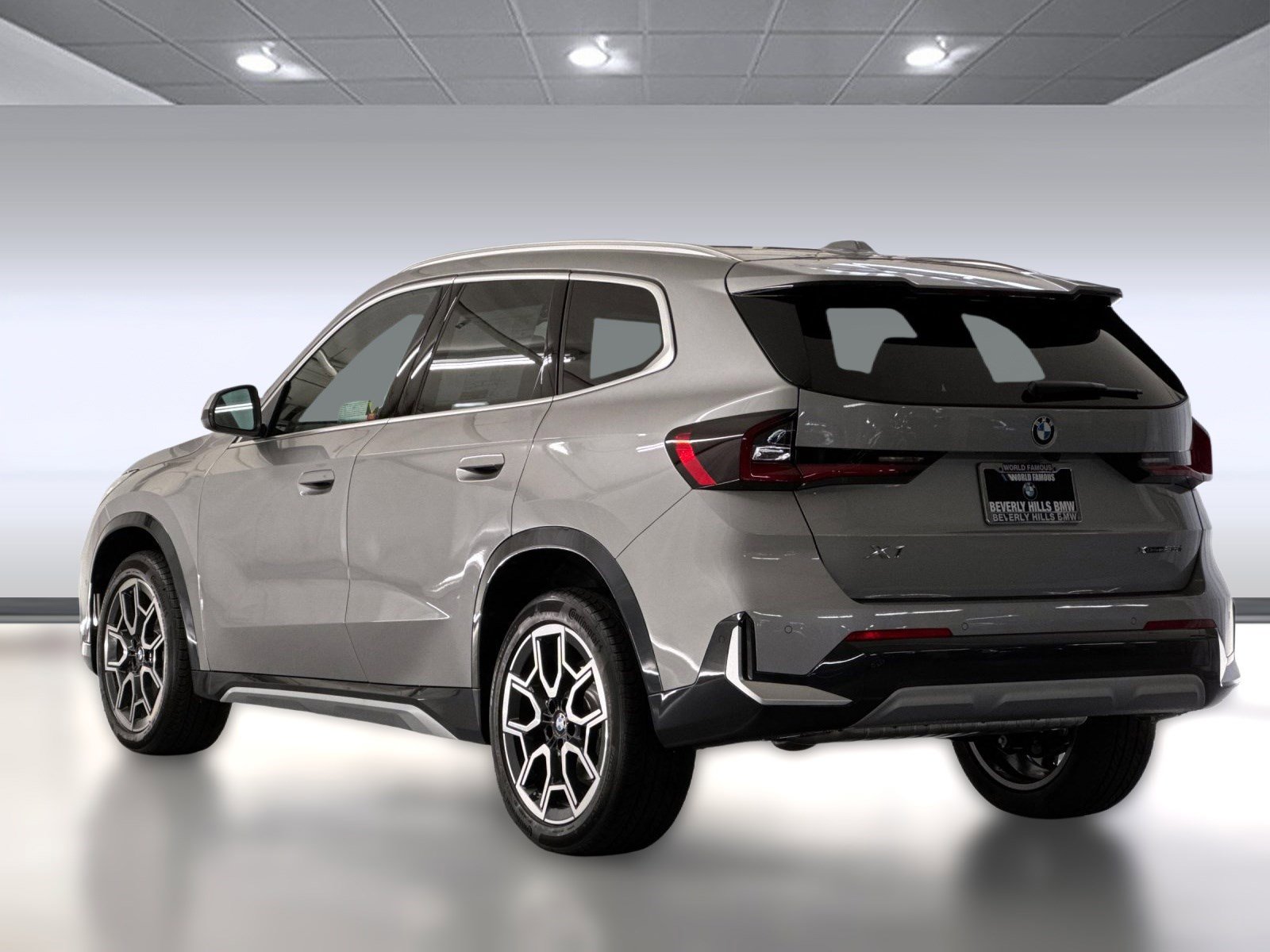 New 2026 BMW X1 xDrive28i w/ Convenience Package image 3