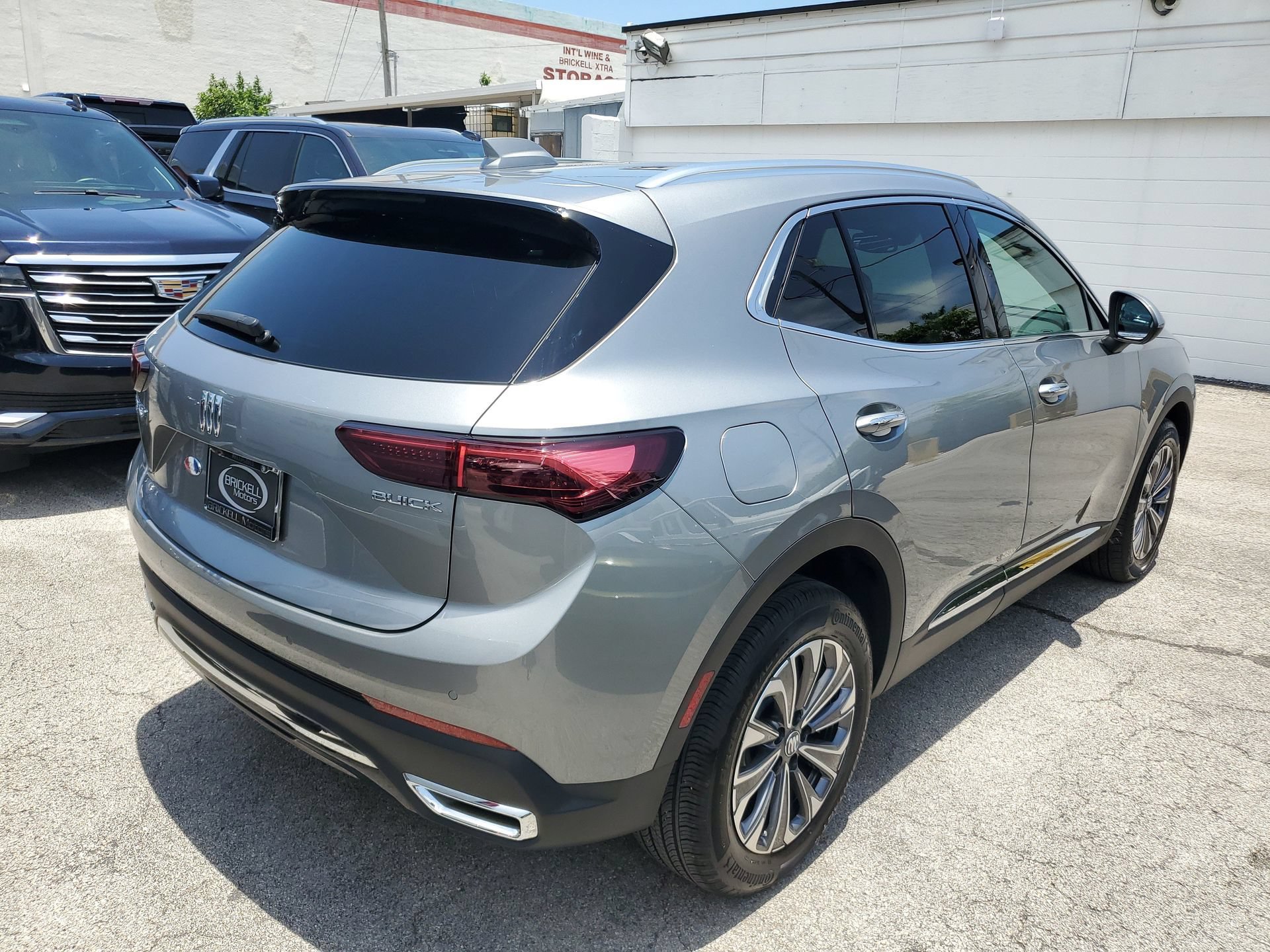 Used 2024 Buick Envision Preferred AWD/4WD image 3