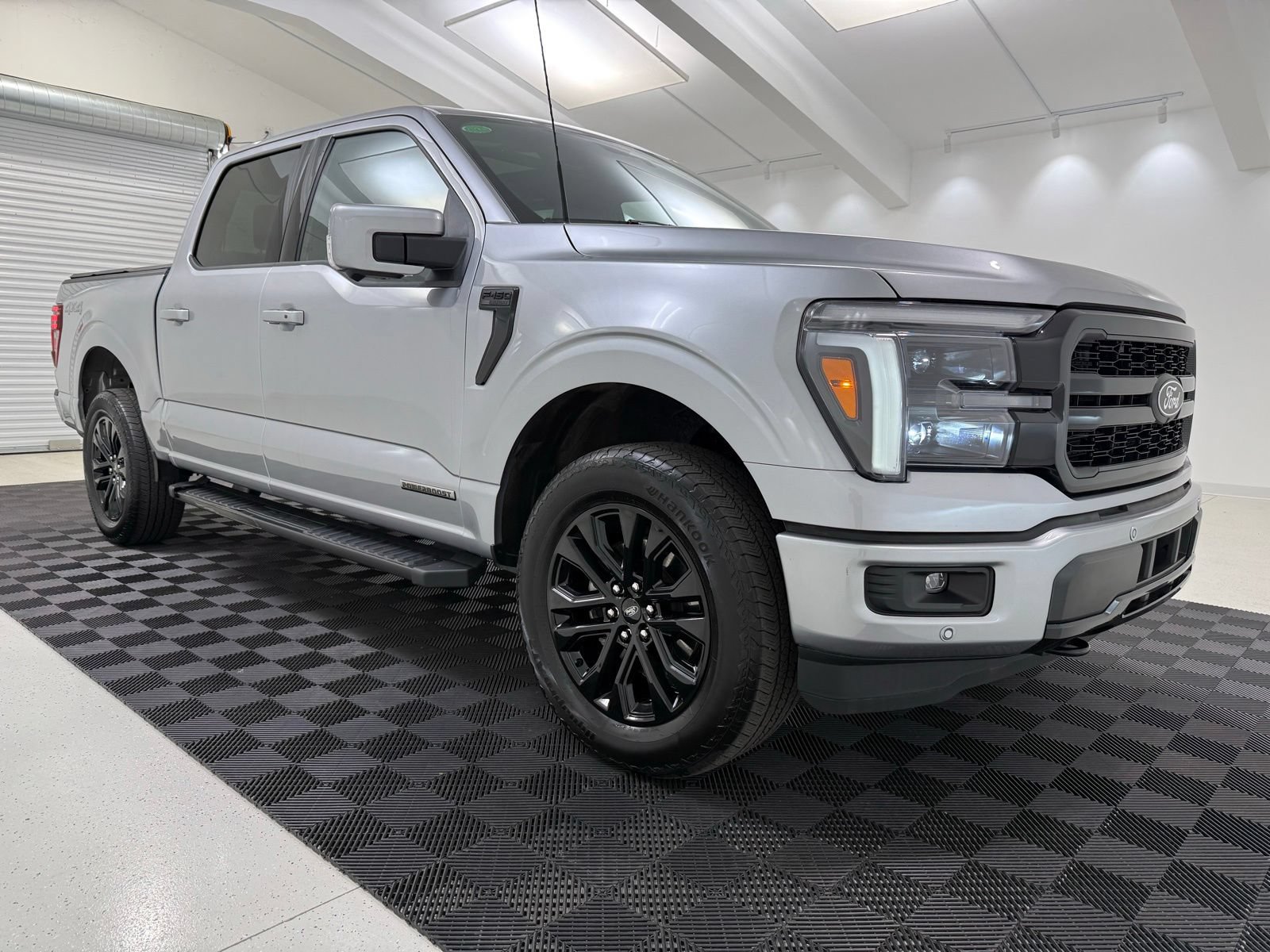 Used 2025 Ford F150 Lariat w/ Equipment Group 501A Mid