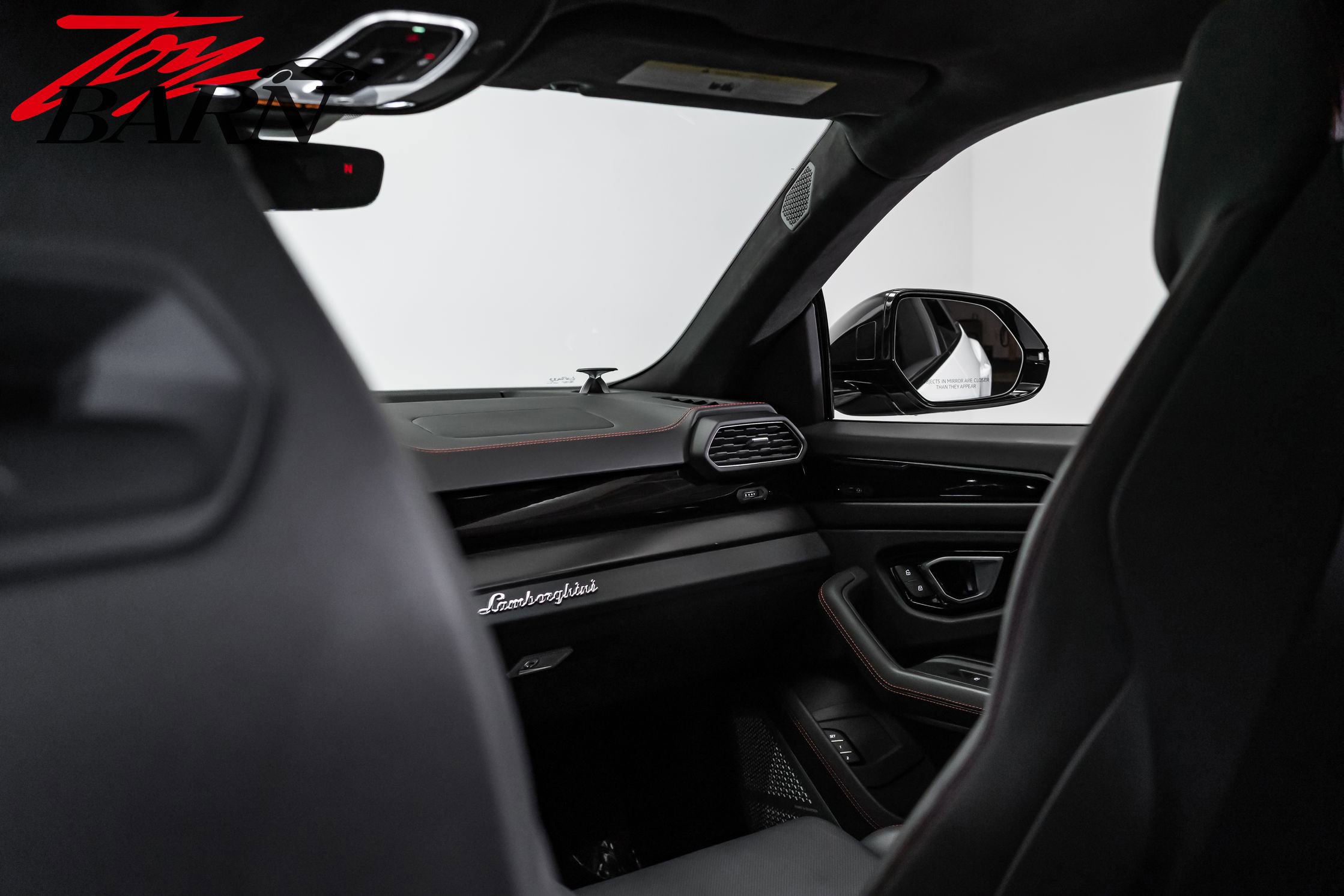 Used 2022 Lamborghini Urus AWD/4WD image 56