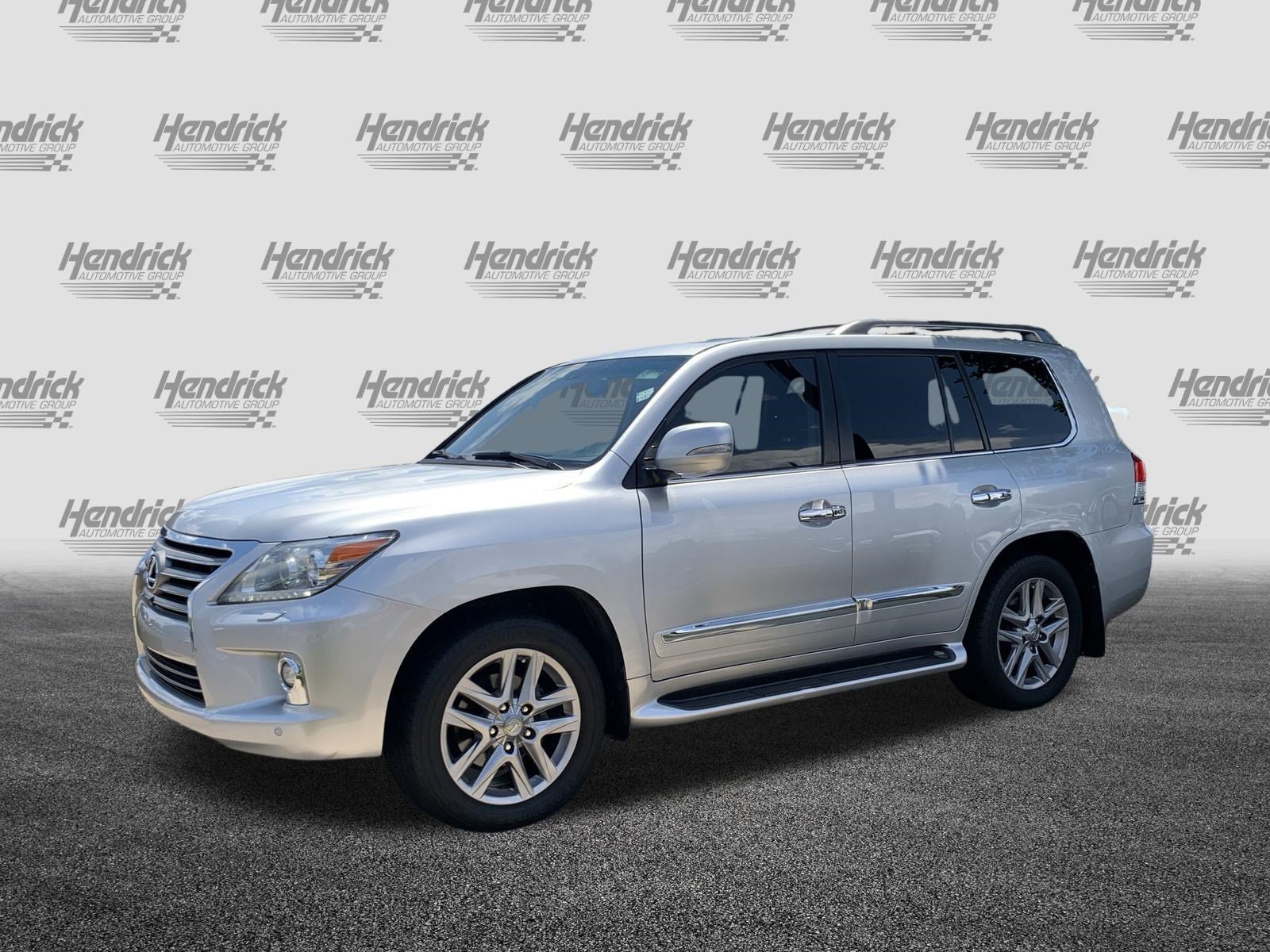 Used 2015 Lexus LX 570 4WD w/ Luxury Package image 5