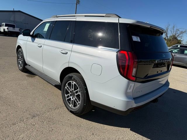 New 2025 Ford Expedition Active image 6