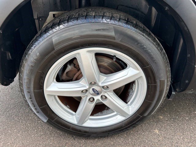 Used 2018 Ford Explorer XLT w/ Equipment Group 201A FWD image 53