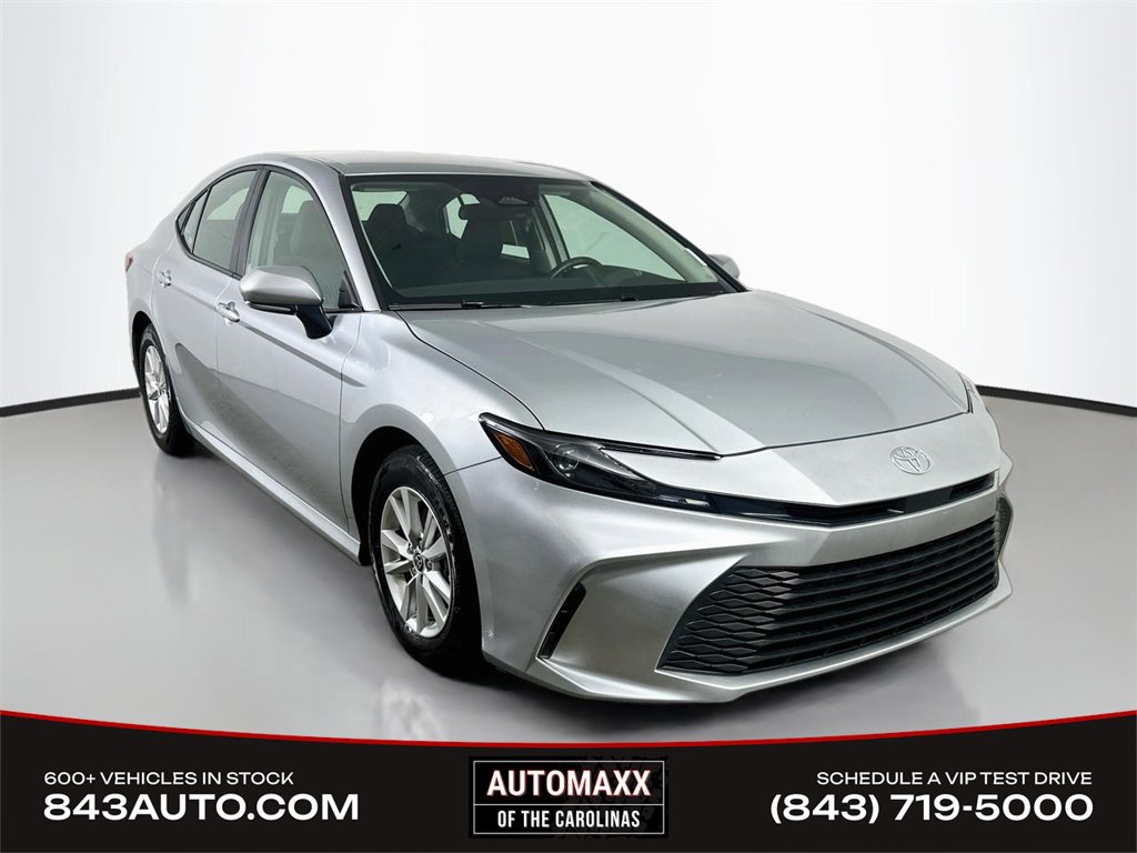Used 2026 Toyota Camry LE FWD image 1
