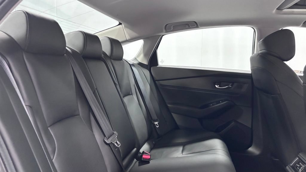Used 2023 Honda Accord Touring image 25