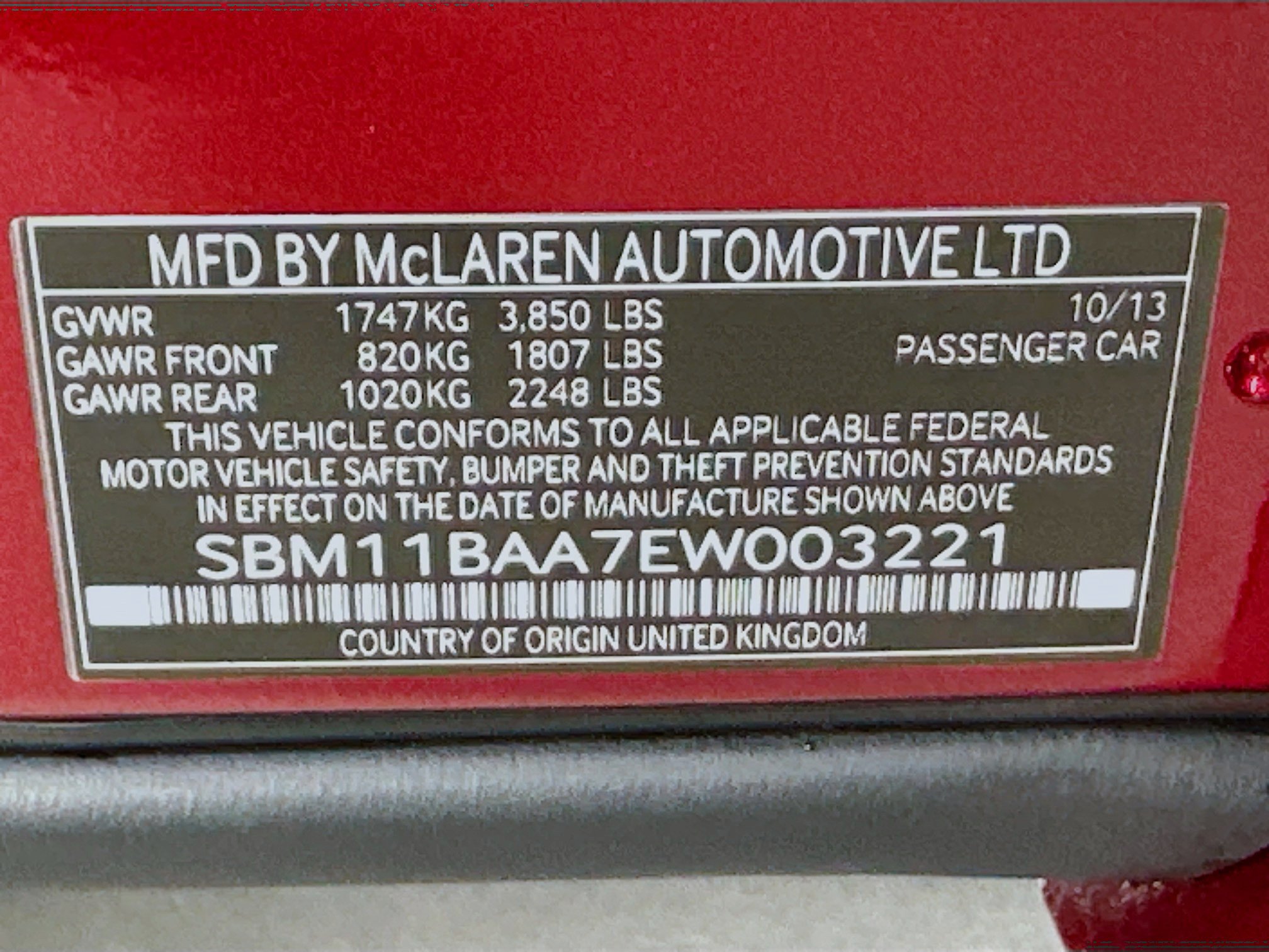 Used 2014 McLaren MP4-12C Spider RWD image 18