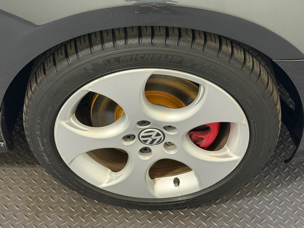 Used 2010 Volkswagen GTI 4-Door FWD image 18