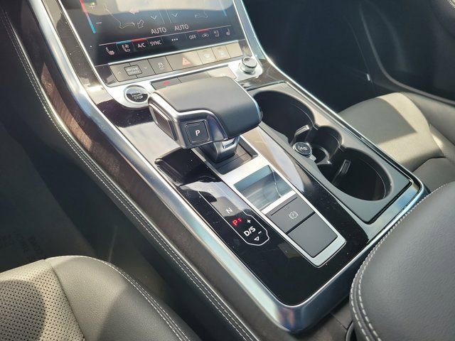 Certified 2023 Audi Q8 Premium Plus w/ Premium Plus Package AWD/4WD image 28