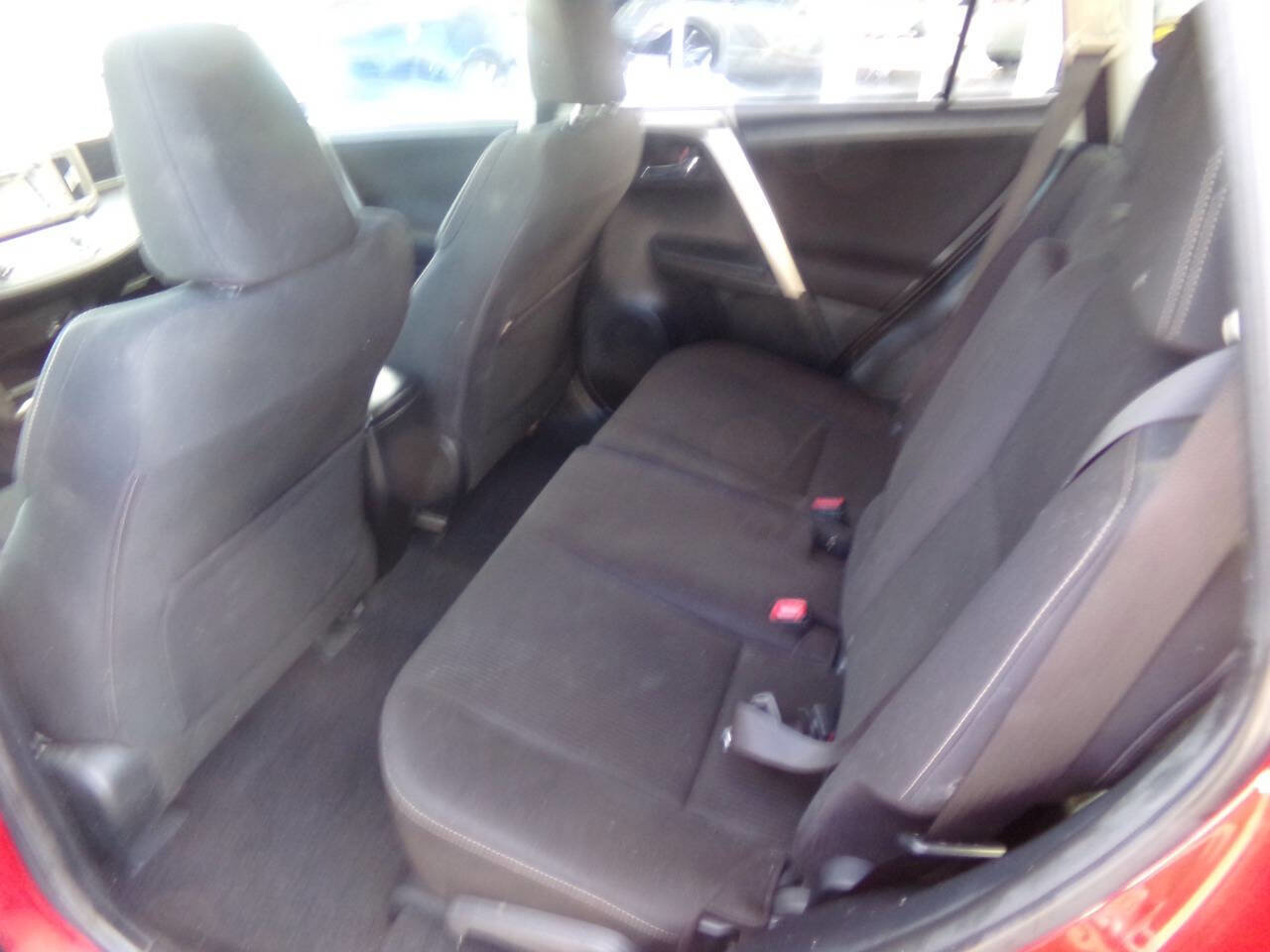 Used 2015 Toyota RAV4 XLE w/ Outdoor Package AWD/4WD image 13