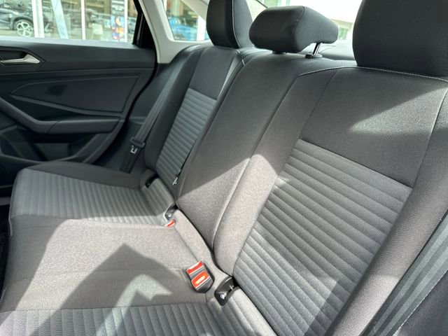 Certified 2024 Volkswagen Jetta S FWD image 30