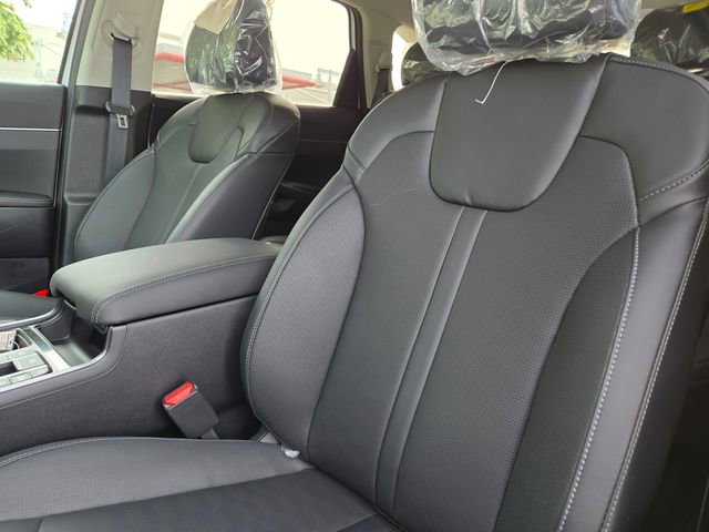 New 2025 Kia Sorento S w/ Panoramic Sunroof Package image 9