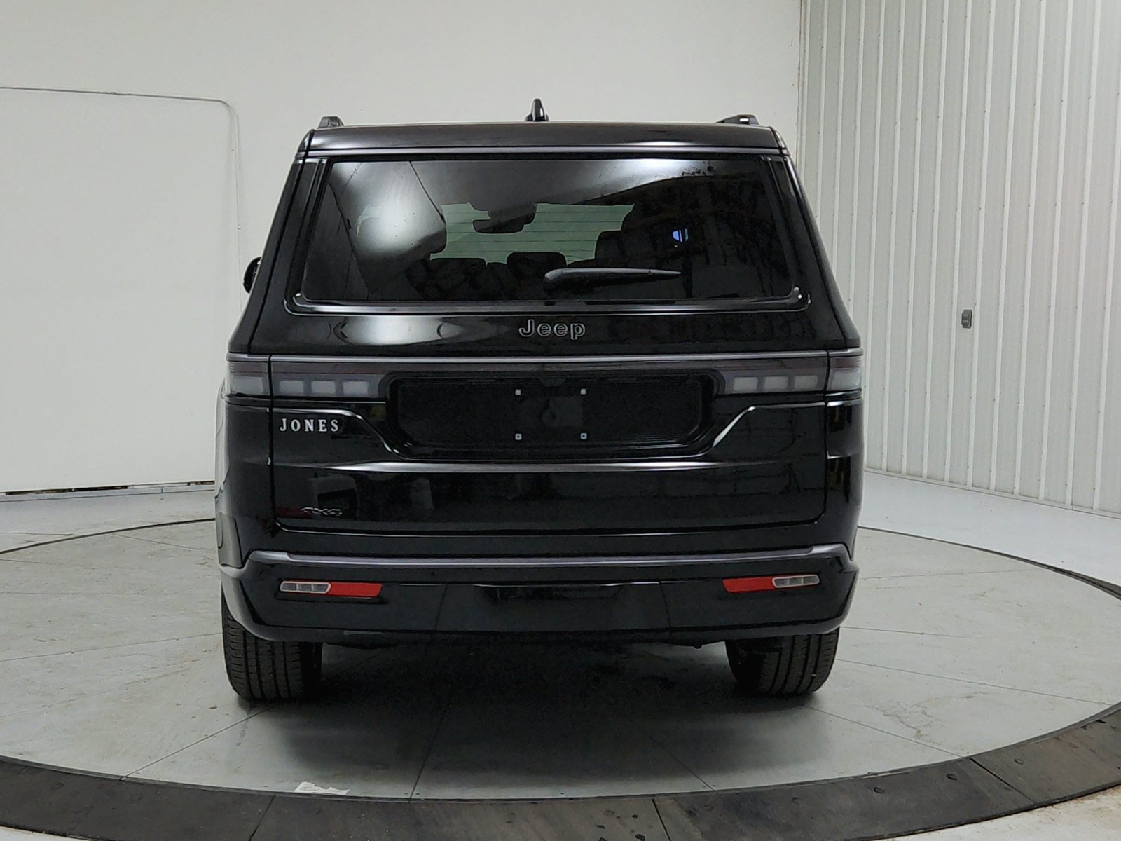 New 2026 Jeep Grand Wagoneer Limited w/ HD Trailer Tow Package AWD/4WD image 6