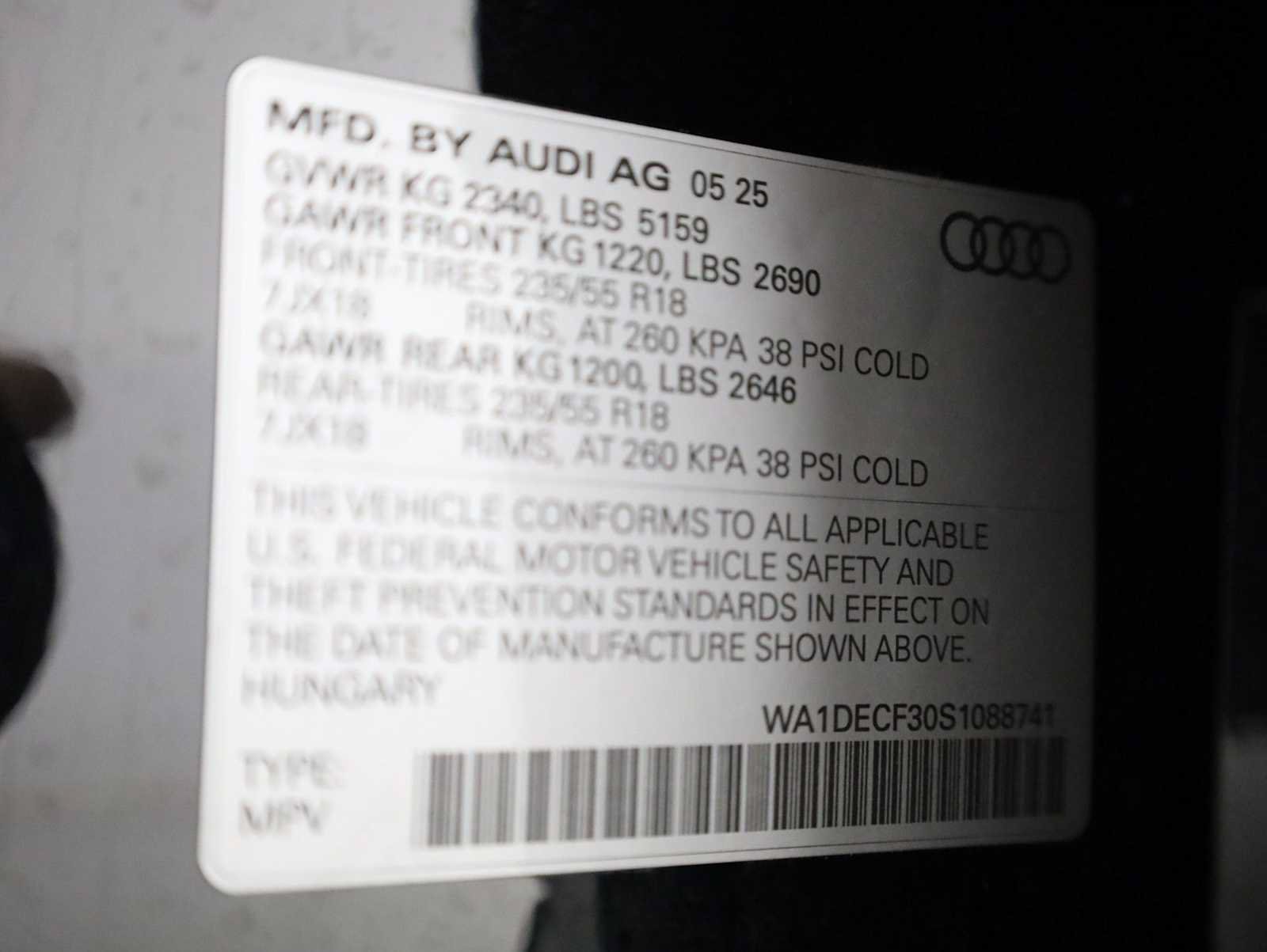Certified 2025 Audi Q3 2.0T Premium w/ Convenience Package AWD/4WD image 41