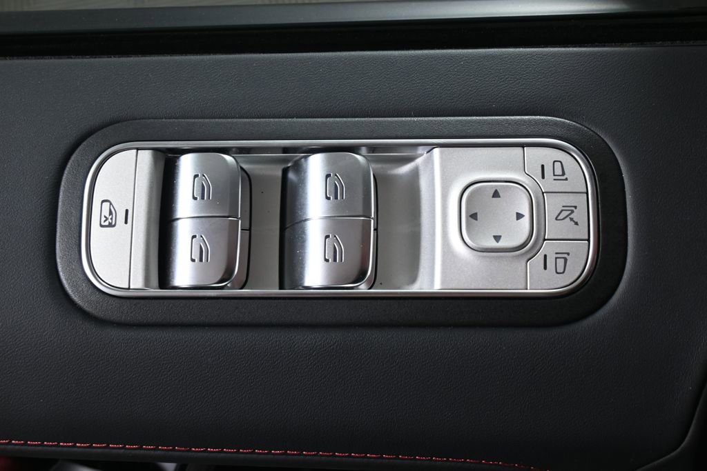 Certified 2025 Mercedes-Benz G 63 AMG 4MATIC image 29