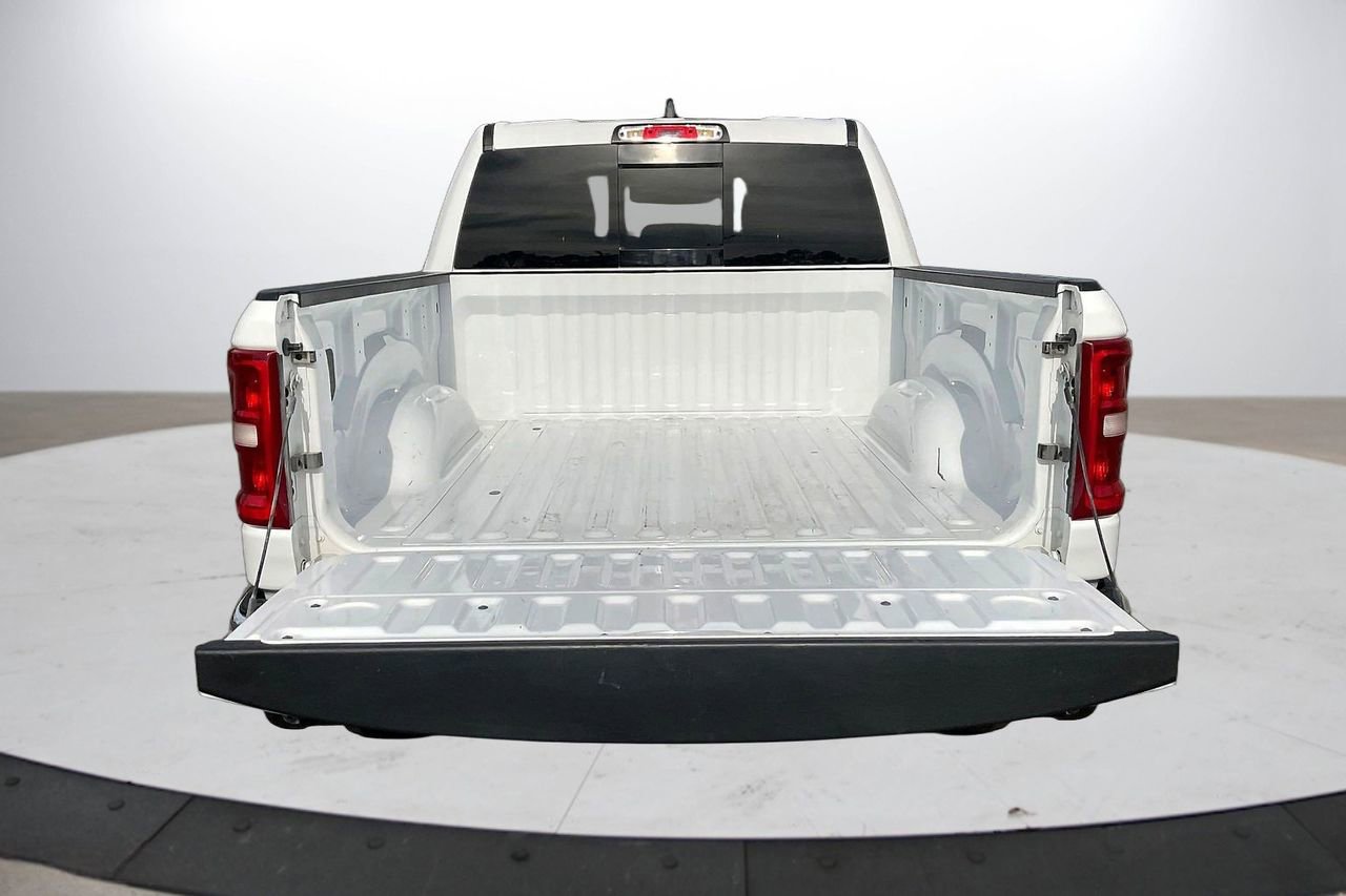 Used 2025 RAM 1500 Big Horn AWD/4WD image 25