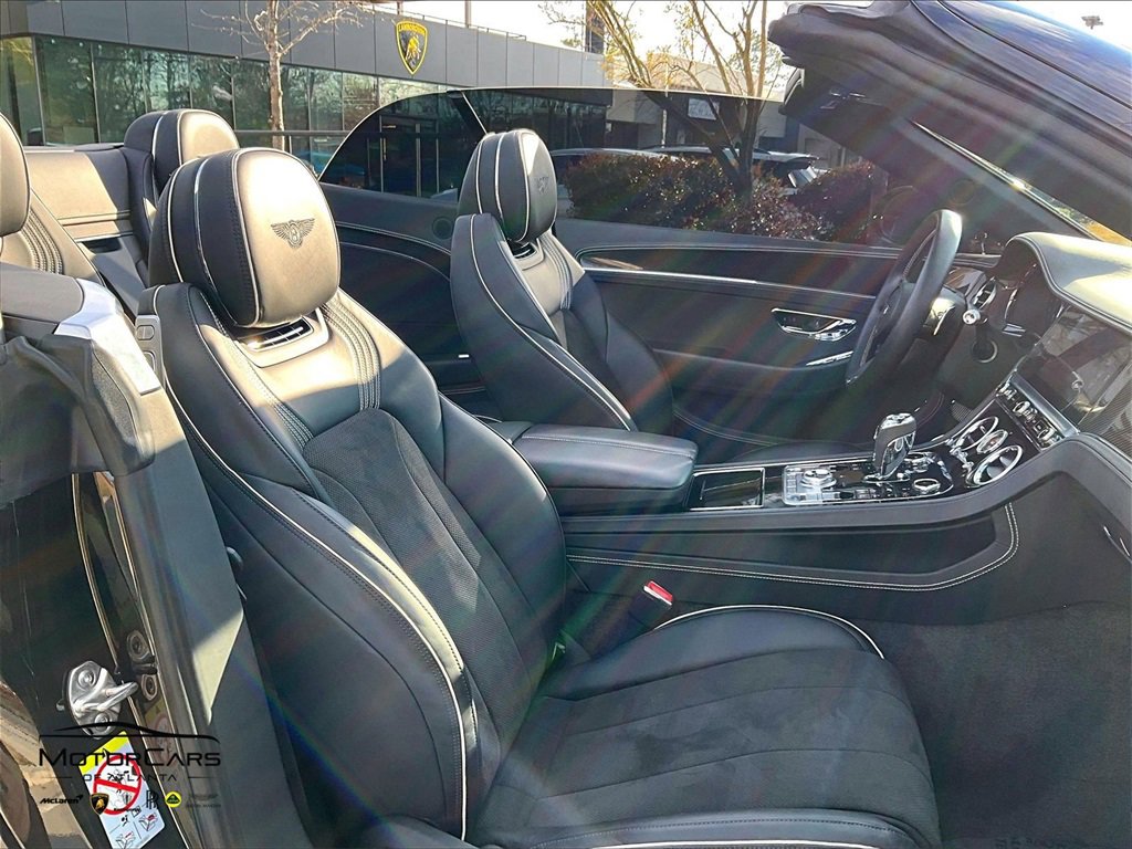 Used 2023 Bentley Continental GT V8 image 9