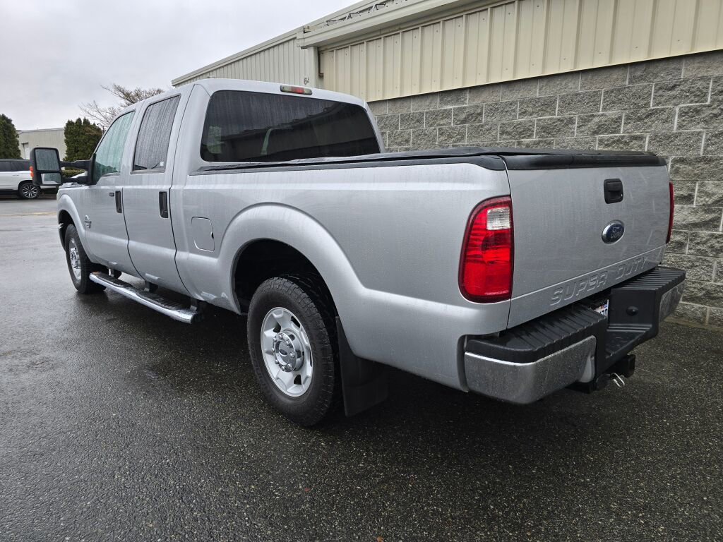 Used 2011 Ford F250 XLT w/ XLT Interior Pkg image 4