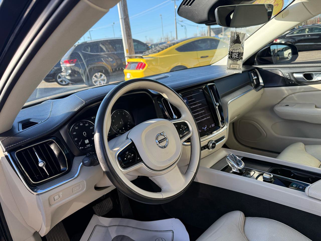 Used 2022 Volvo S60 B5 Inscription w/ Advanced Package FWD image 7