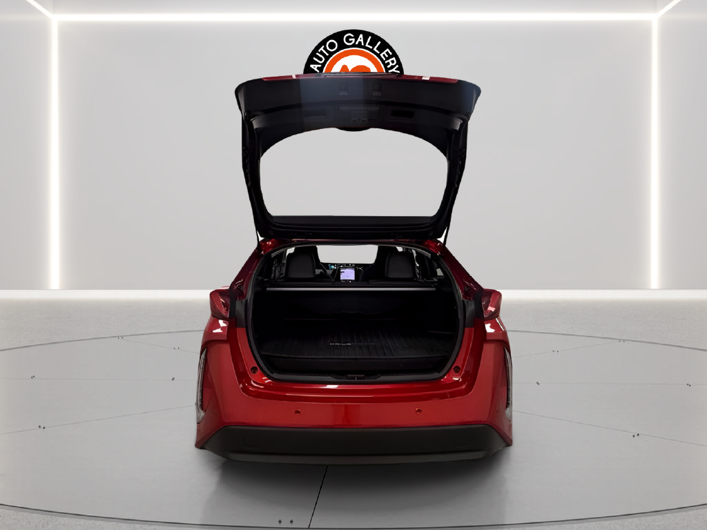Used 2017 Toyota Prius Prime Advanced FWD image 28