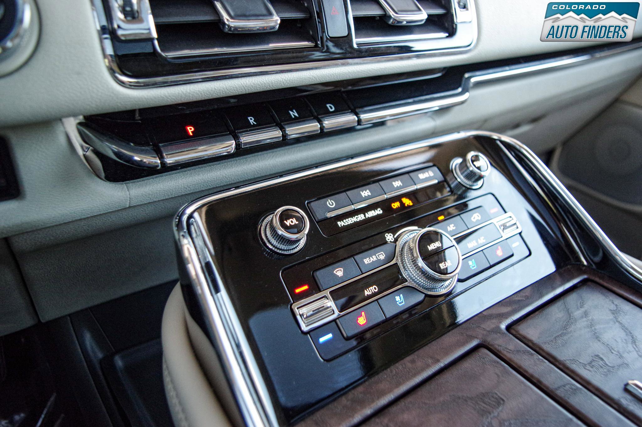Used 2019 Lincoln Navigator Reserve AWD/4WD image 19