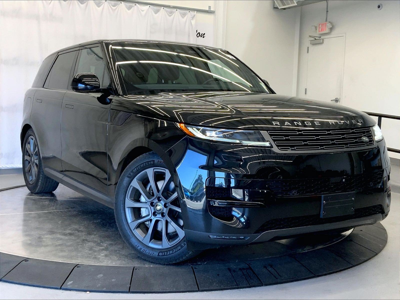 Used 2024 Land Rover Range Rover Sport SE