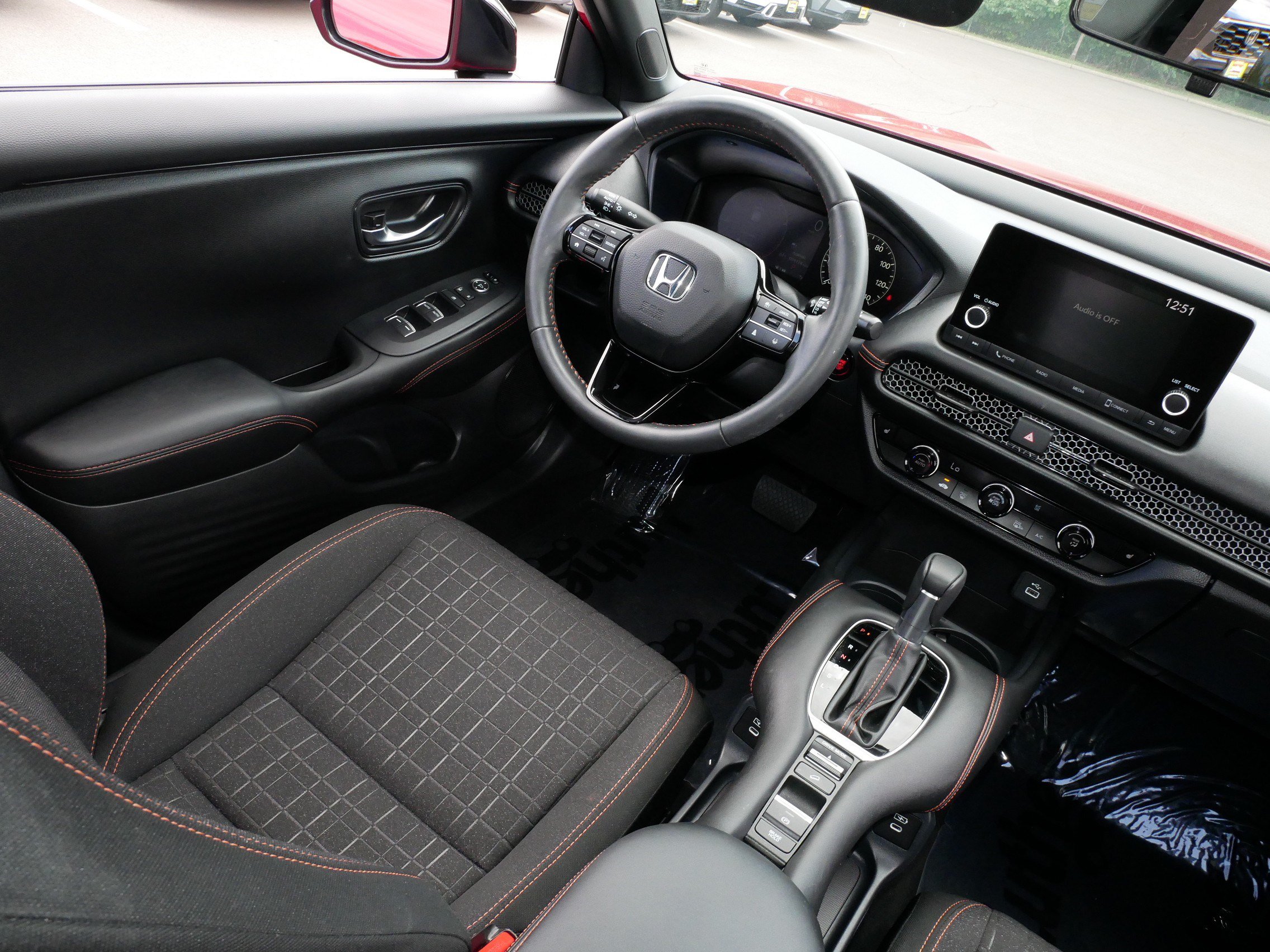 Certified 2024 Honda HR-V Sport image 9