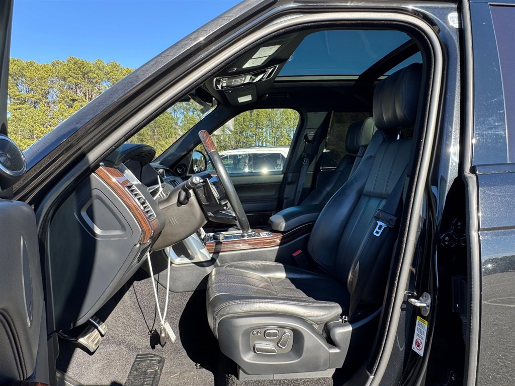 Used 2015 Land Rover Range Rover Long Wheelbase Supercharged image 3