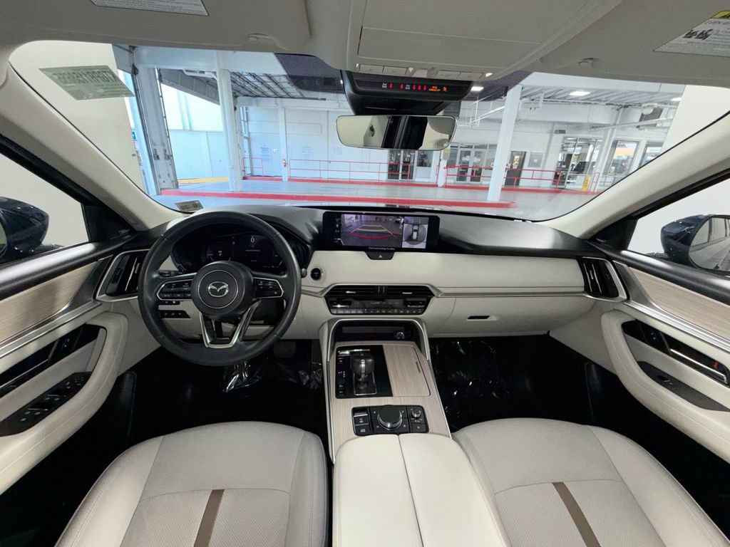 Used 2024 MAZDA CX-90 Plug-In Hybrid w/ Premium Plus AWD/4WD image 16