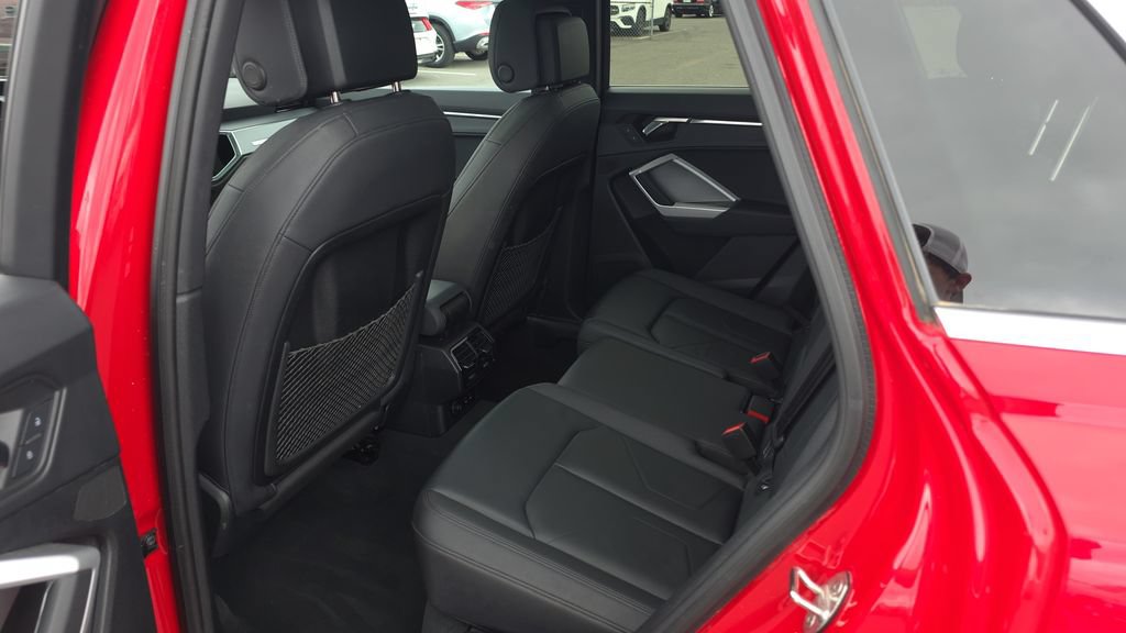 Used 2025 Audi Q3 2.0T Premium AWD/4WD image 25