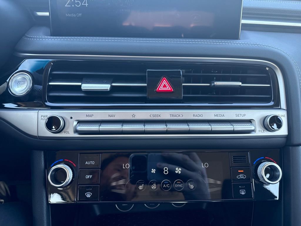 New 2026 Genesis G70 2.5T image 21