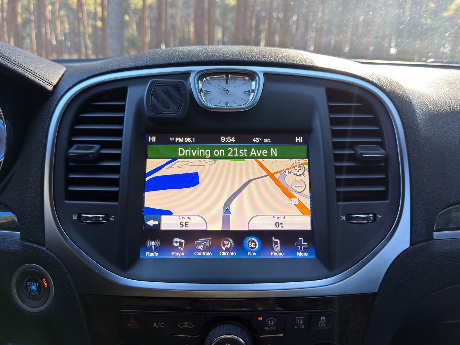 Used 2012 Chrysler 300 C w/ 19-Premium Speaker Group image 4